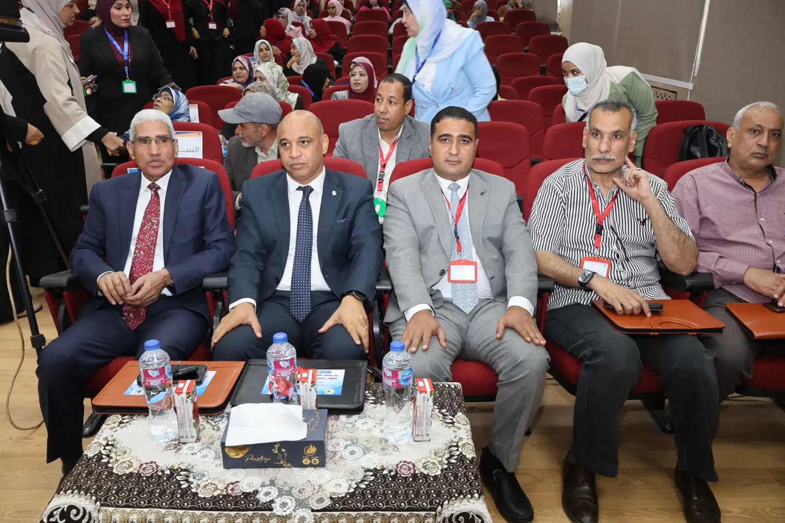 انطلاق فعاليات المؤتمر السنوي الثامن لكلية التربية بجامعة قنا - 1000593824