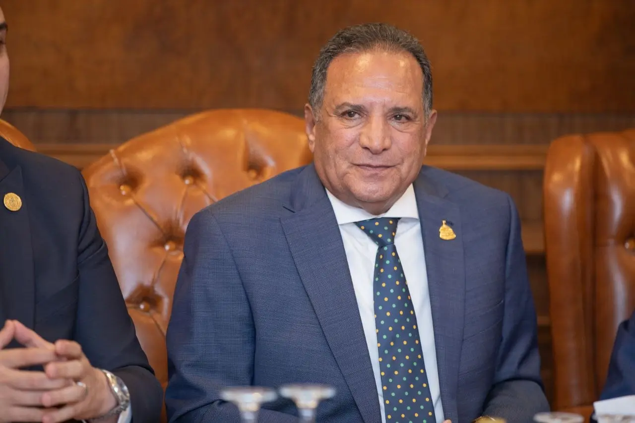 حزب الشعب الجمهوري يستضيف رئيس هيئة الرعاية الصحية في مائدة مستديرة حول «التأمين الصحي الشامل» - 1000594373