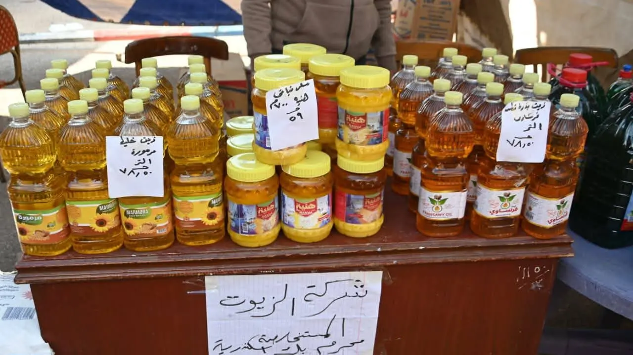 بتخفيضات تصل إلى 30%.. محافظ البحيرة تفتتح منفذًا للسلع الغذائية والاستهلاكية بالنوبارية - 1000594744