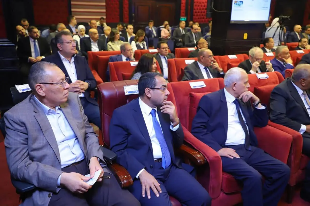 “مستقبل وطن” يستضيف وزير البترول و الثروة المعدنية لعرض استراتيجية الوزارة خلال الفترة المقبلة - 1000595567