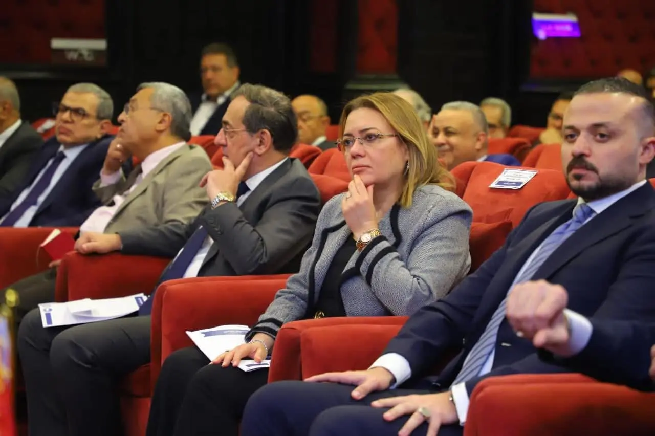 “مستقبل وطن” يستضيف وزير البترول و الثروة المعدنية لعرض استراتيجية الوزارة خلال الفترة المقبلة - 1000595568