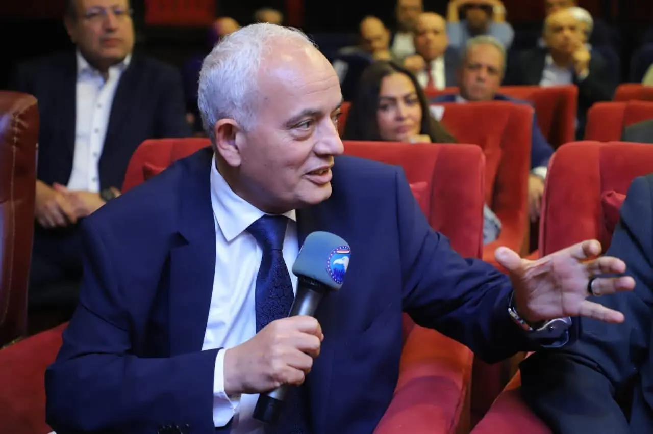 “مستقبل وطن” يستضيف وزير البترول و الثروة المعدنية لعرض استراتيجية الوزارة خلال الفترة المقبلة - 1000595569