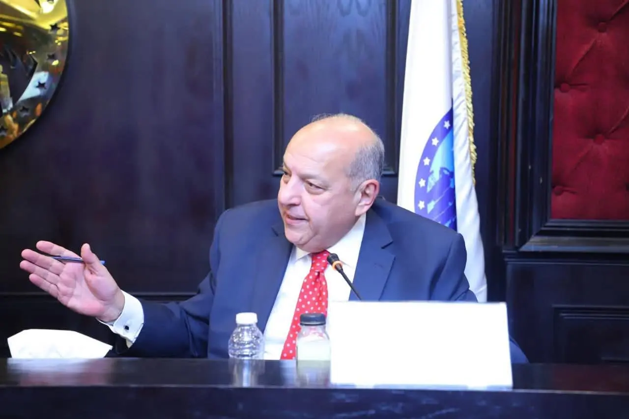 “مستقبل وطن” يستضيف وزير البترول و الثروة المعدنية لعرض استراتيجية الوزارة خلال الفترة المقبلة - 1000595577