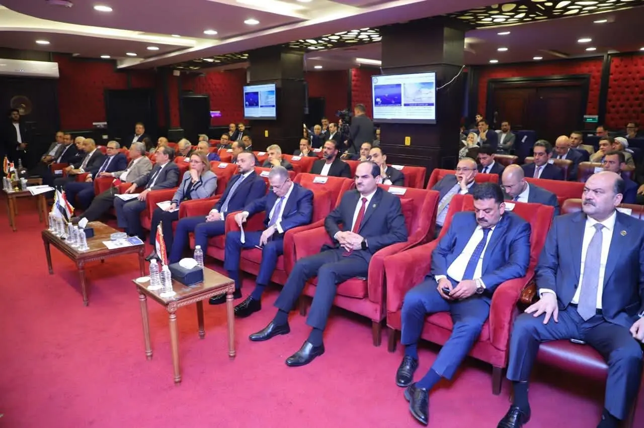 “مستقبل وطن” يستضيف وزير البترول و الثروة المعدنية لعرض استراتيجية الوزارة خلال الفترة المقبلة - 1000595580