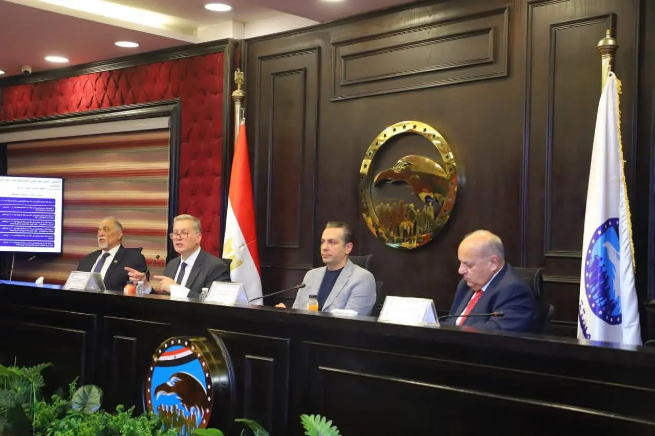 “مستقبل وطن” يستضيف وزير البترول و الثروة المعدنية لعرض استراتيجية الوزارة خلال الفترة المقبلة - 1000595590