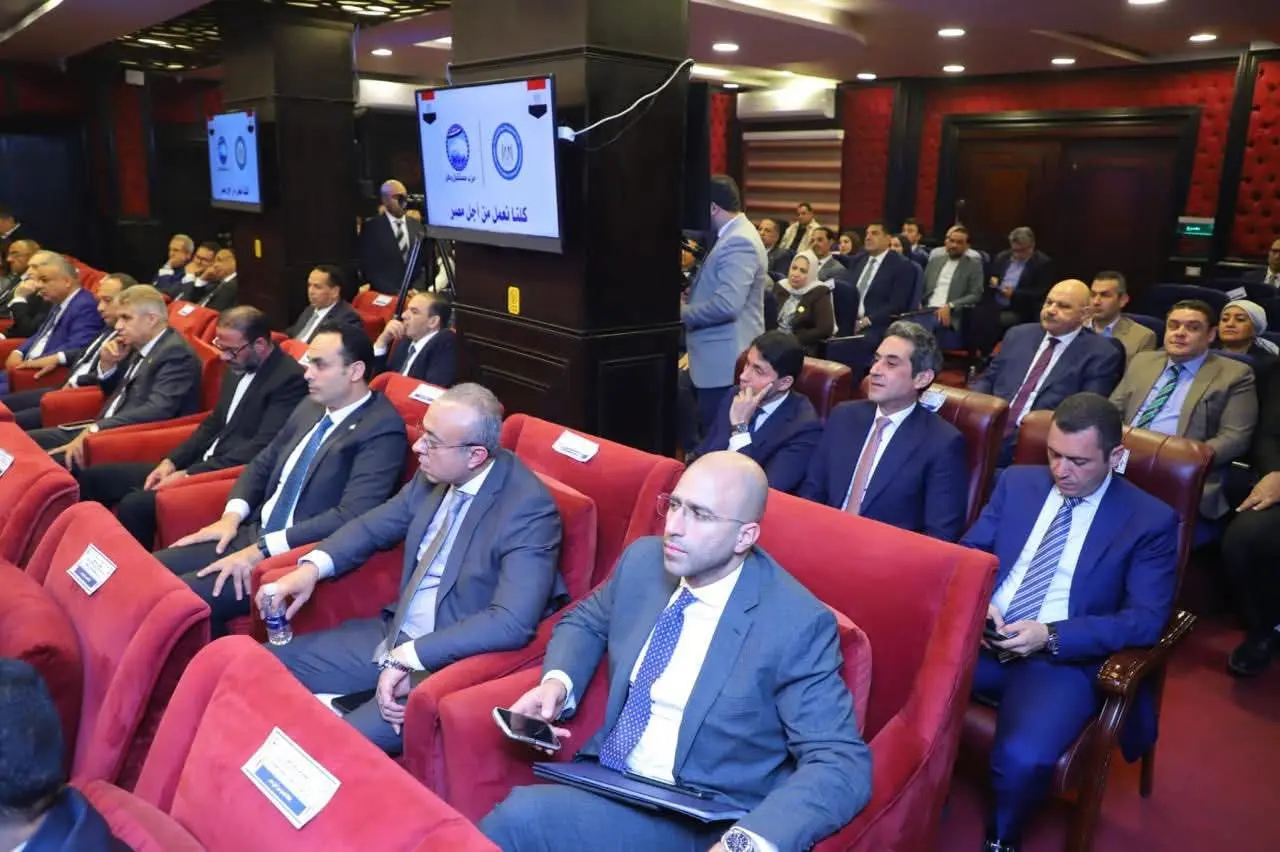 “مستقبل وطن” يستضيف وزير البترول و الثروة المعدنية لعرض استراتيجية الوزارة خلال الفترة المقبلة - 1000595613