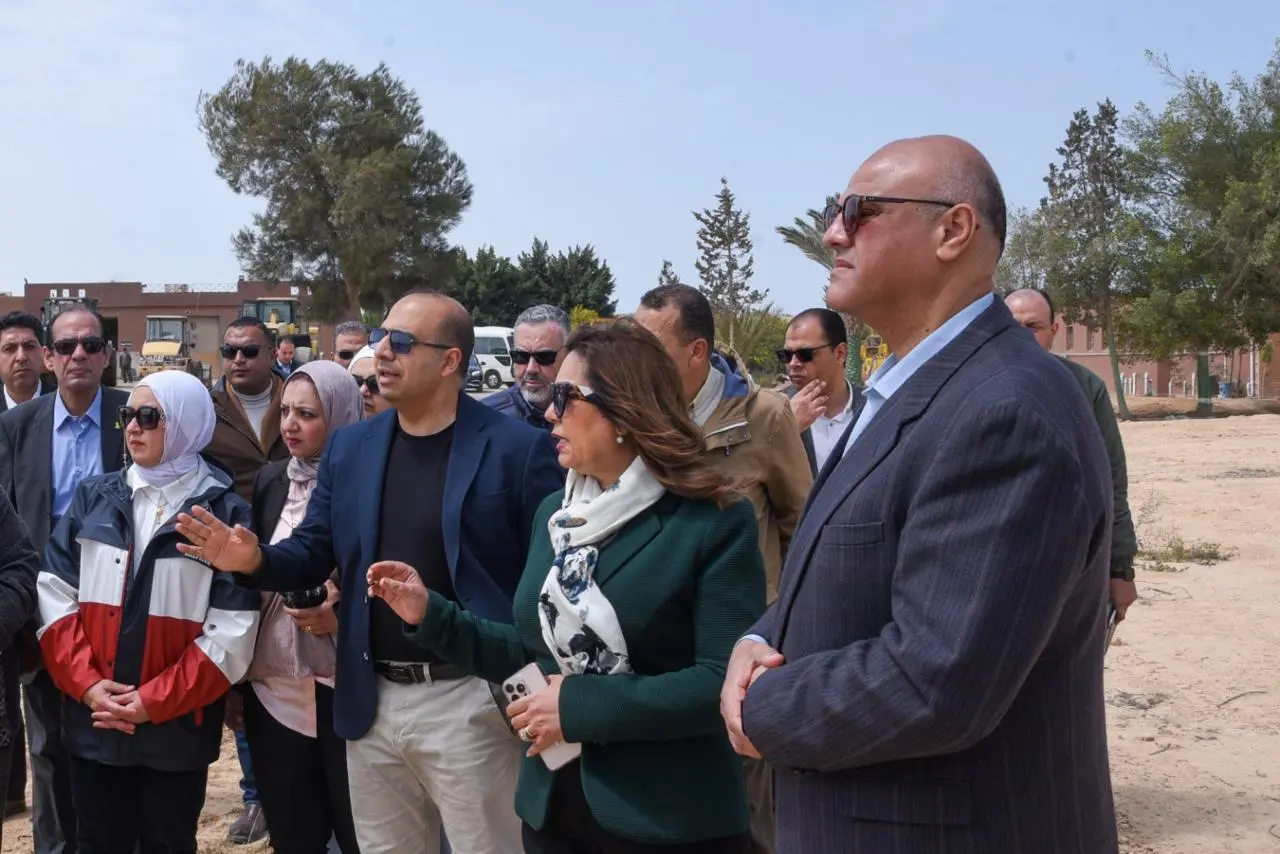 منال عوض: مركز الناصرية للمخلفات الخطرة بالإسكندرية يعد الأول من نوعه على مستوى مصر - 1000598571