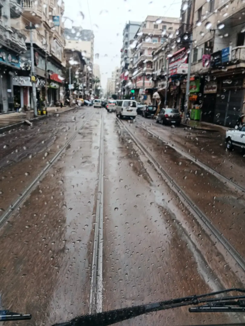 الإسكندرية تحت حصار الأمطار.. المحافظة ترفع درجة الاستعداد القصوى - 1000599385