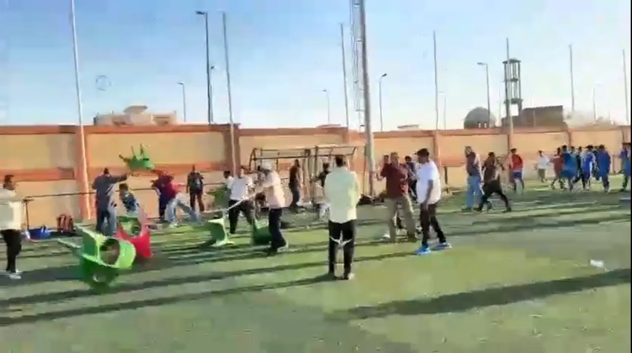 اشتباكات وإصابات في نهائي الجمهورية للناشئين بين المدينة المنورة والتجمع الأول بالقطامية - 1000601814