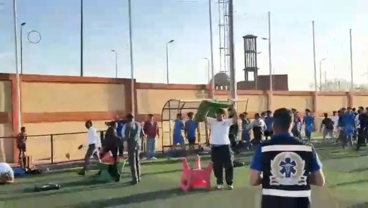 اشتباكات وإصابات في نهائي الجمهورية للناشئين بين المدينة المنورة والتجمع الأول بالقطامية - 1000601820