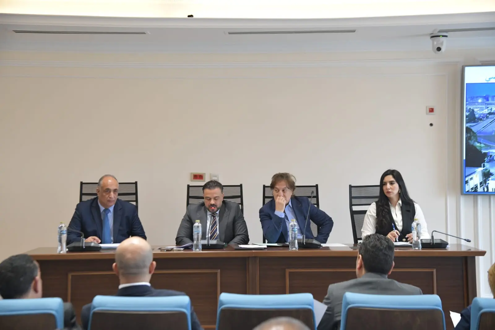 "شباب النواب" تطالب مسؤولي هيئة استاد القاهرة بوضع خطة متكاملة لتعظيم الإيرادات - 1000603873