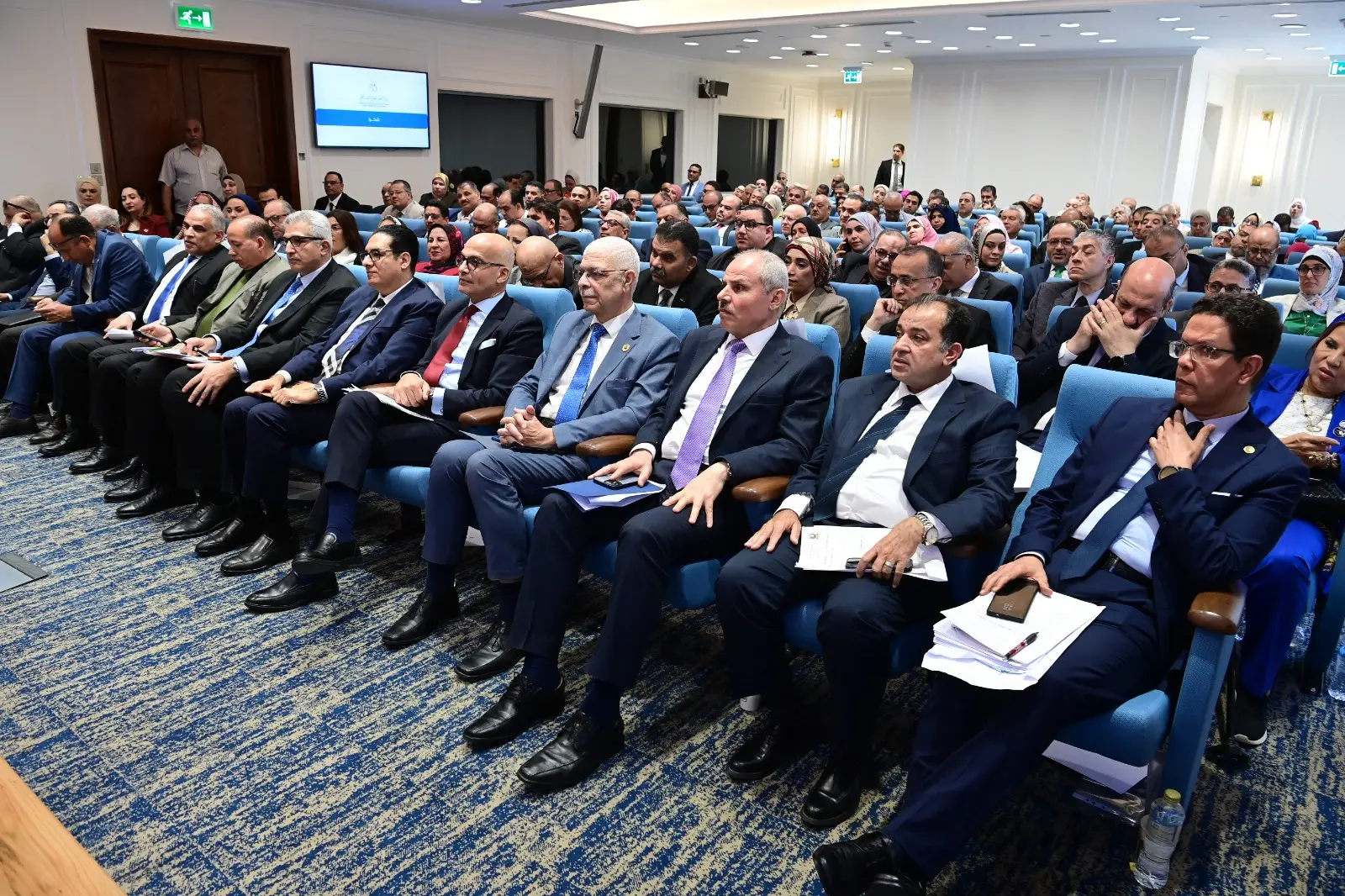 خلال اجتماع لجنة التعليم بمجلس النواب.. وزير التعليم العالي: نستهدف ربط البحث العلمي بالصناعة والإنتاج ونسعى لتواجد جامع - 1000605552
