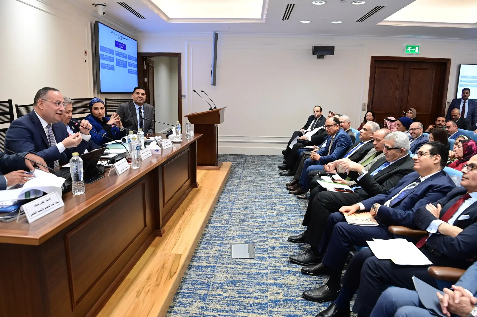 وزير التعليم العالي : موزانات المستشفيات الجامعية لاتكفي للتشغيل وتعاني من نقص المستلزمات الطبية
