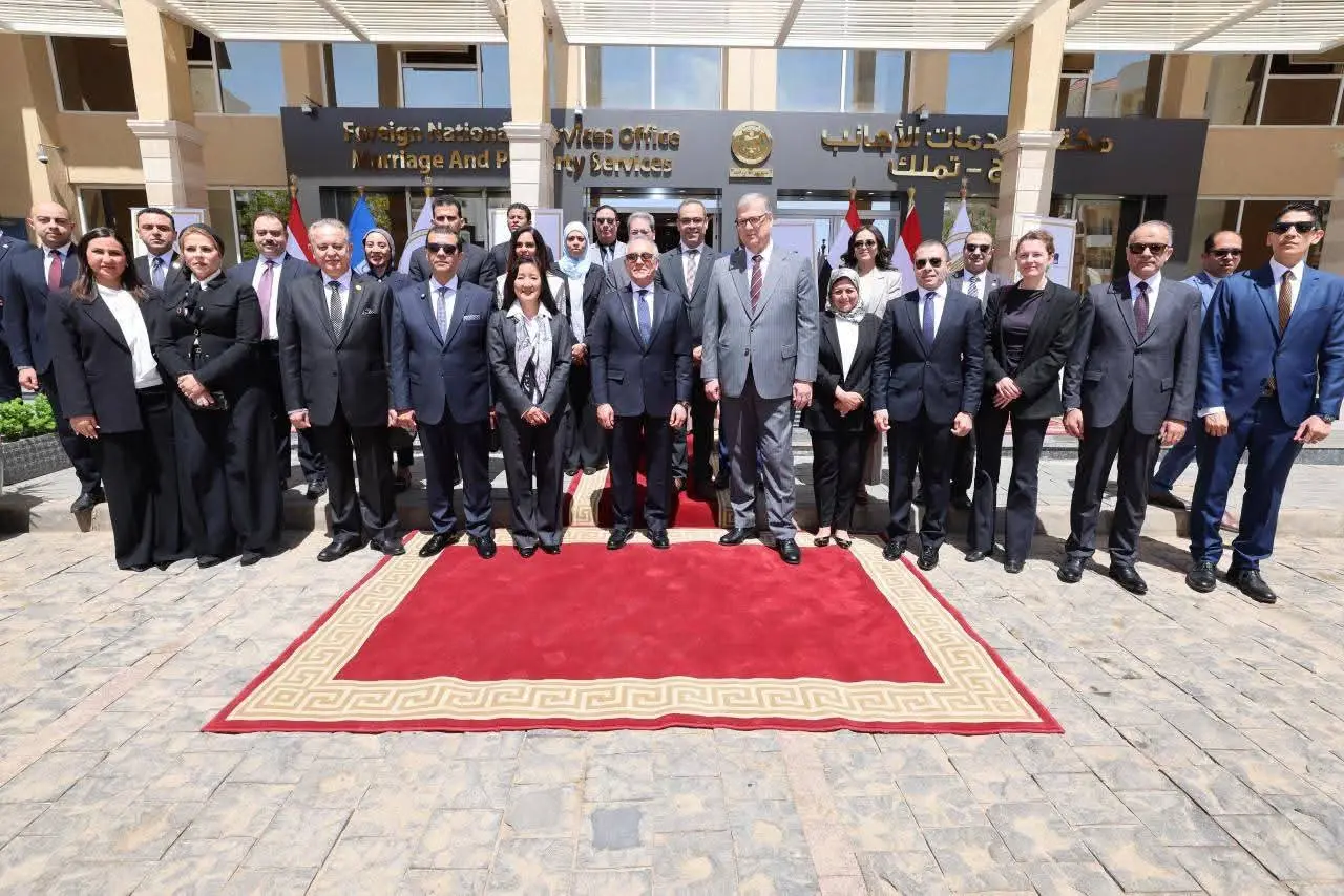 وزير العدل يفتتح  أول مكتب للمساعدة القانونية الأسرية للأجانب بالعاصمة الجديدة