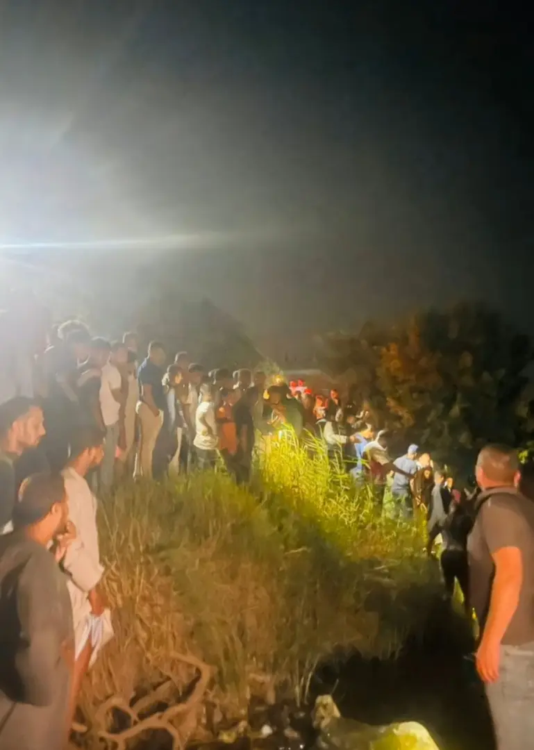 بعد 3 أيام من البحث.. انتشال جثتي شابين غرقا في نيل نجع حمادي وسط حالة حزن بين الأهالي - 1000607487