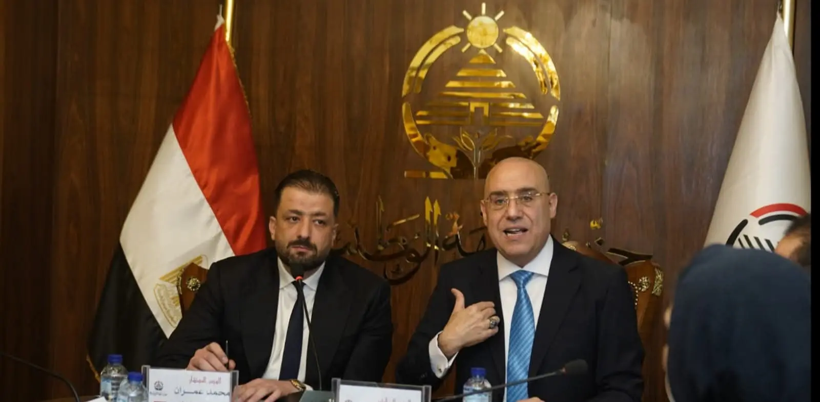 حزب الجبهة الوطنية يضع آليات جديدة لتعزيز الأداء التشريعي لنوابه بالشيوخ - 1000607657