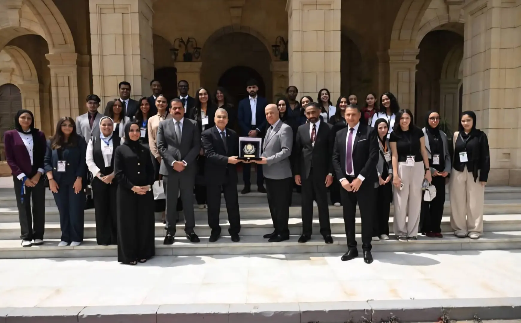 مجلس الشيوخ يستقبل طلاب الأكاديمية العربية لتعزيز الوعي البرلماني