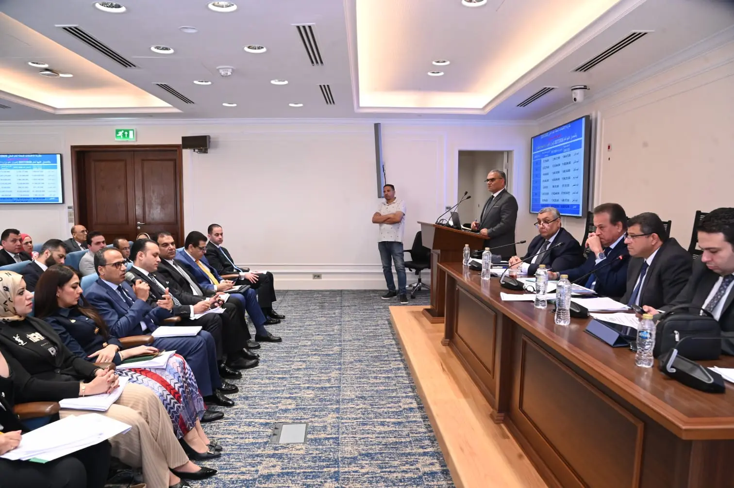 خلال اجتماعات لجنة الخطة والموازنة اليوم.. النائب ممدوح جاب الله يوجه مطالب أهالي حوش عيسى لوزير الصحة.. والوزير : ندعم - 1000610346