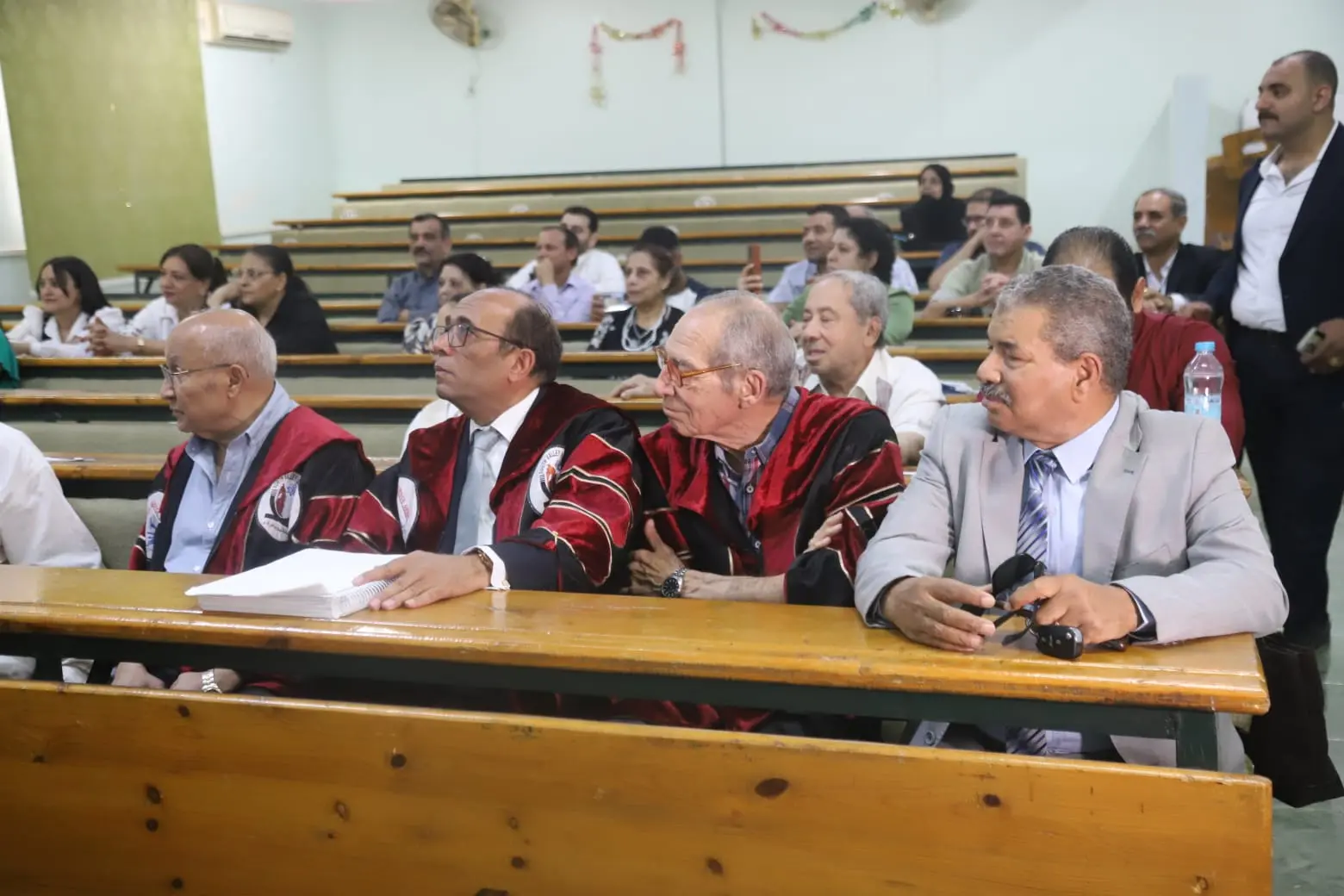 دراسة بجامعة قنا تناقش استخدام الطرق الخضراء في تحضير المركبات الدوائية - 1000612793