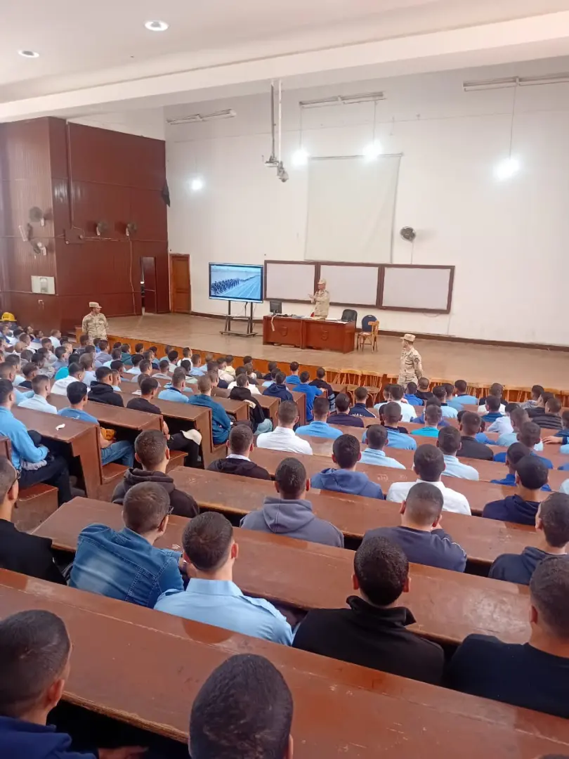 بمشاركة 320 طالبًا.. جامعة الإسكندرية تنظم حملة للتبرع بالدم لدعم المستشفيات وتعزيز العمل التطوعي - 1000615674