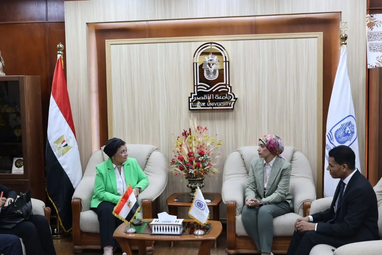 رئيس جامعة الأقصر ونائب وزير الصحة يوقعان بروتوكول تعاون لتفعيل مبادرة “الألف يوم الذهبية” - 1000616217