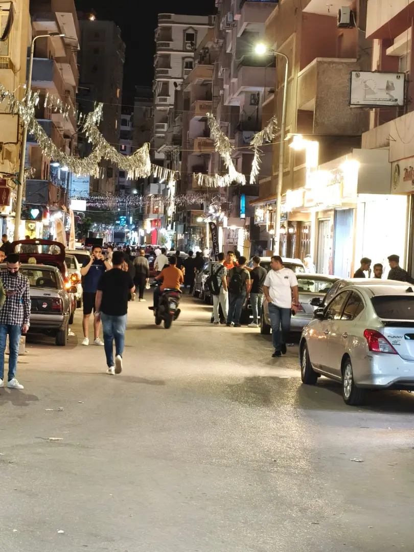 "العيد على الأبواب".. كيف يستعد المصريون لاستقبال عيد الأضحى؟ - 1000617173