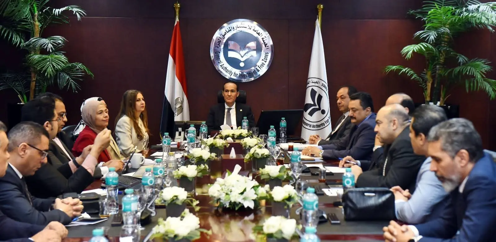 الرئيس التنفيذي للهيئة العامة للاستثمار يتابع تطوير منظومة الأداء الاقتصادي