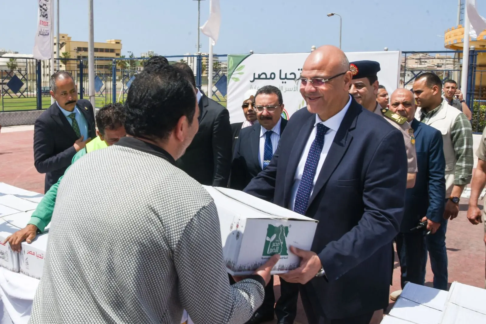 *إنطلاق مبادرة «دكان الفرحة» لدعم 6500 طالب وطالبة بجامعة الإسكندرية - 1000620479