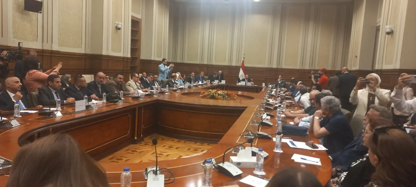 نجوم الفن في مجلس الشيوخ لمناقشة مقترح ياسر جلال عن حق الأداء العلني - 1000620603