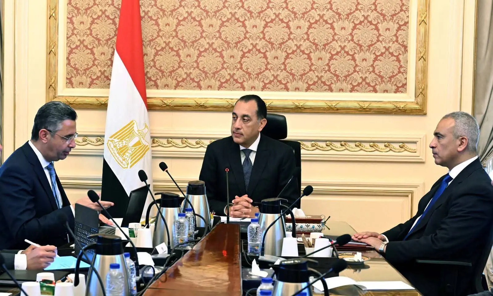 رئيس الوزراء يتابع مع وزير التموين استعدادات استقبال عيد الأضحى المبارك - 1000620610