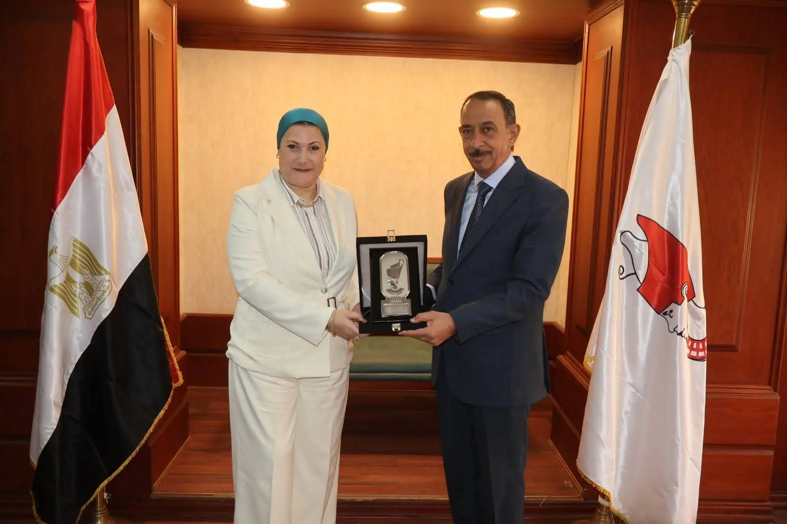 راشد والسنباطي يفتتحان فرع المجلس القومي للطفولة والأمومة بمحافظة سوهاج - 1000620627