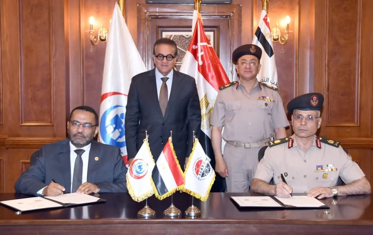 القوات المسلحة توقع بروتوكول تعاون مع وزارة الصحة وتفتتح مركز الباثولوجى للبحوث الطبية وبنك الدم