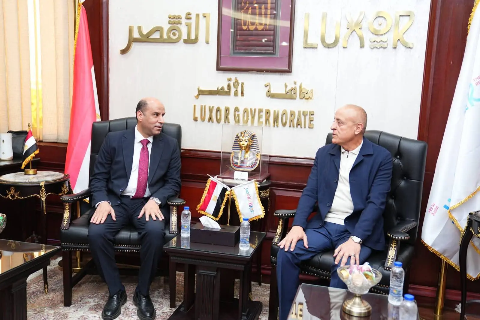 وزير العمل ومحافظ الأقصر يبحثان تعزيز التعاون في التدريب والتشغيل.. وتسليم عقود عمل للشباب وذوي الهمم - 1000621107