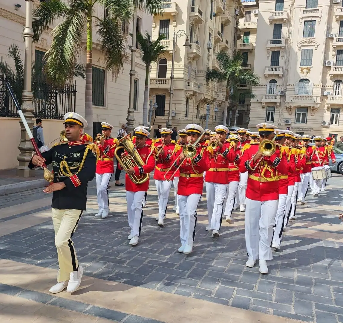 انطلاق الموكب الاحتفالي بيوم تأسيس مدينة الإسكندرية