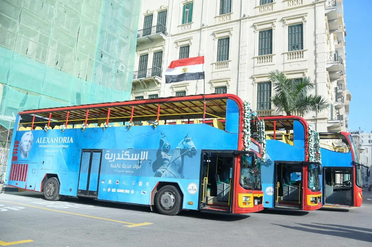 بالصور.. انطلاق الاحتفال بيوم تأسيس مدينة الإسكندرية - 1000624735 1