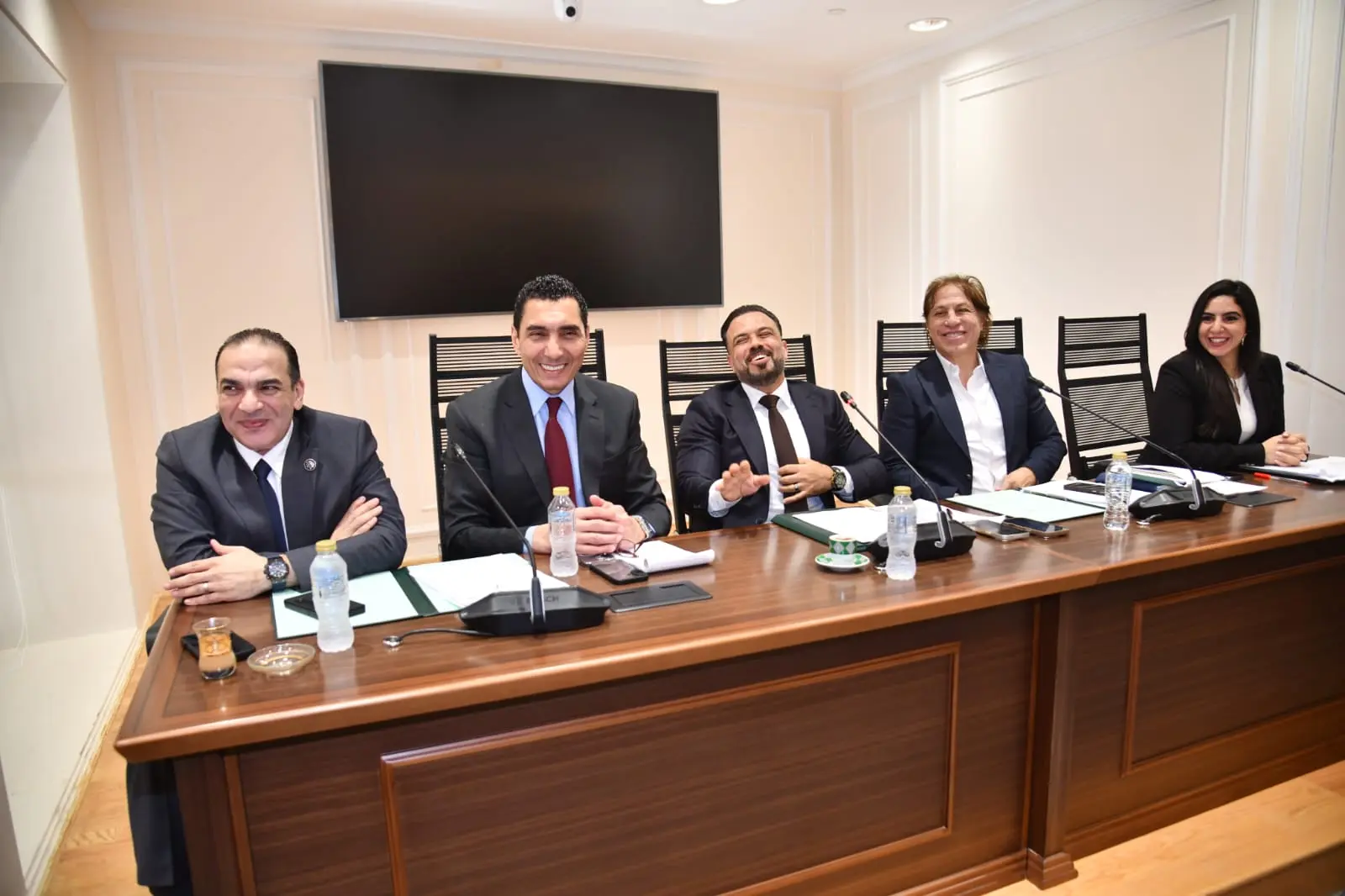 مجاهد: تعيين العاملين بمحاضر مجالس الإدارات بمراكز الشباب ليست مطالب فئوية - 1000625363