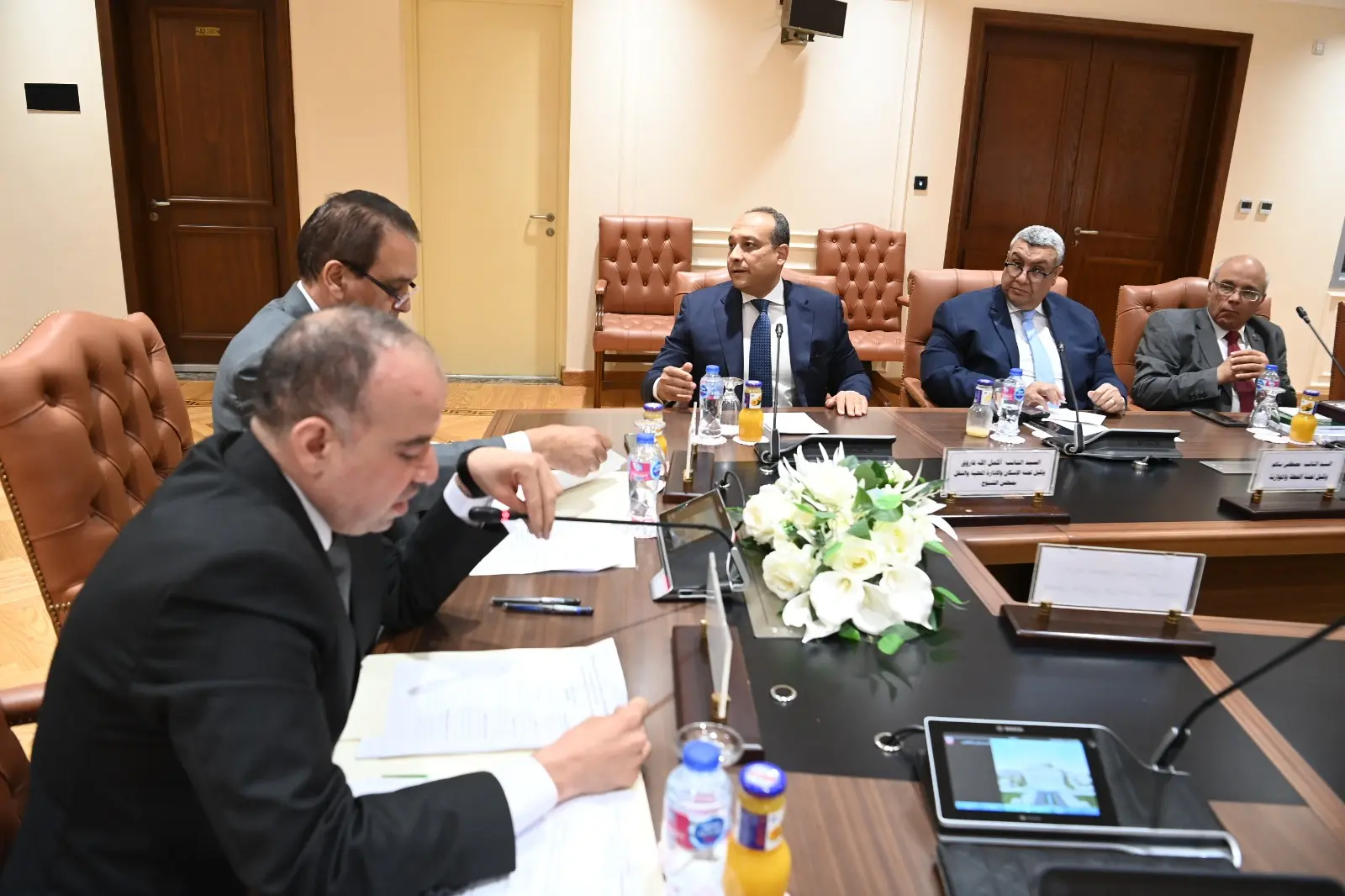 خلال أول اجتماع لها بمقر مجلس النواب.. لجنة مراجعة قانون الإدارة المحلية تتوافق على قرار هام - 1000627225