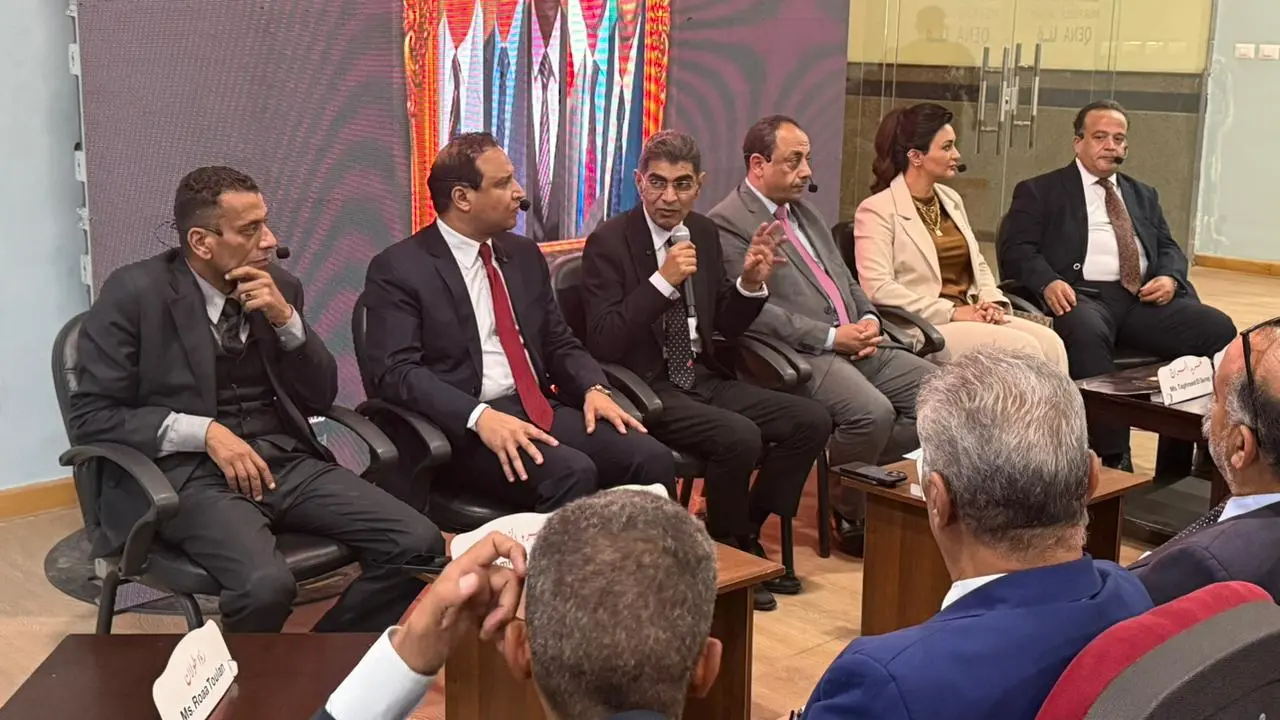 نقابة المحامين بقنا تناقش مستقبل العدالة الرقمية وتحديث قوانين الأحوال الشخصية - 1000629232