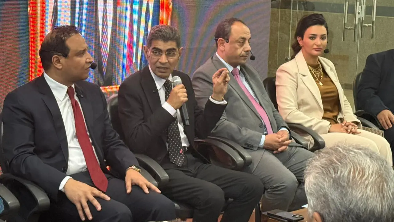 نقابة المحامين بقنا تناقش مستقبل العدالة الرقمية وتحديث قوانين الأحوال الشخصية - 1000629233
