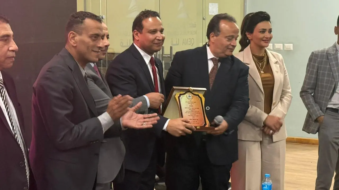 نقابة المحامين بقنا تناقش مستقبل العدالة الرقمية وتحديث قوانين الأحوال الشخصية - 1000629240
