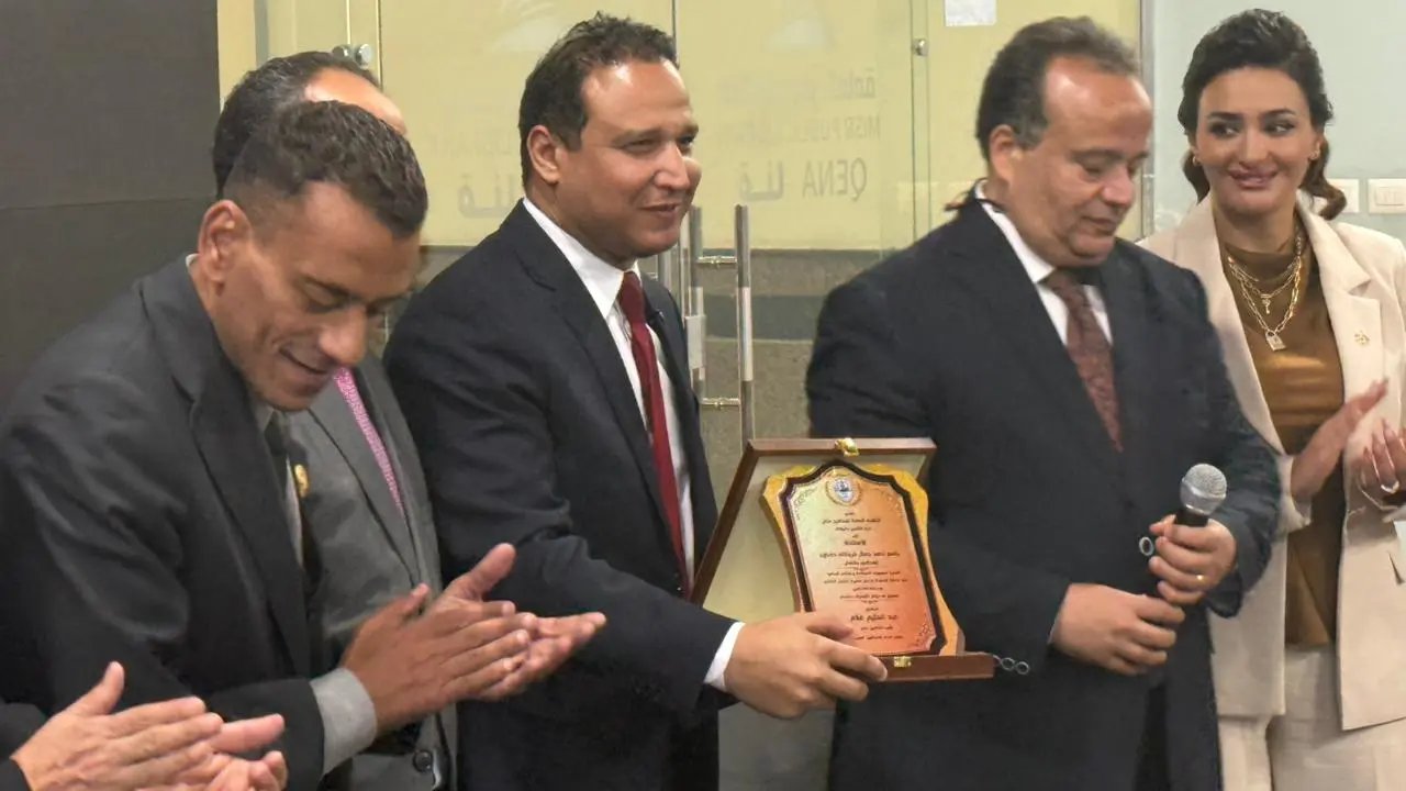 نقابة المحامين بقنا تناقش مستقبل العدالة الرقمية وتحديث قوانين الأحوال الشخصية - 1000629241