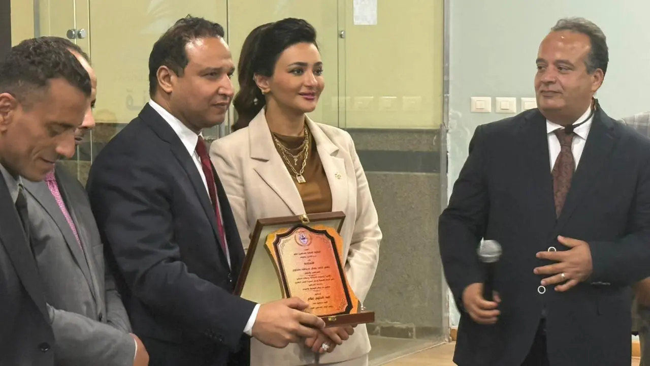 نقابة المحامين بقنا تناقش مستقبل العدالة الرقمية وتحديث قوانين الأحوال الشخصية - 1000629242