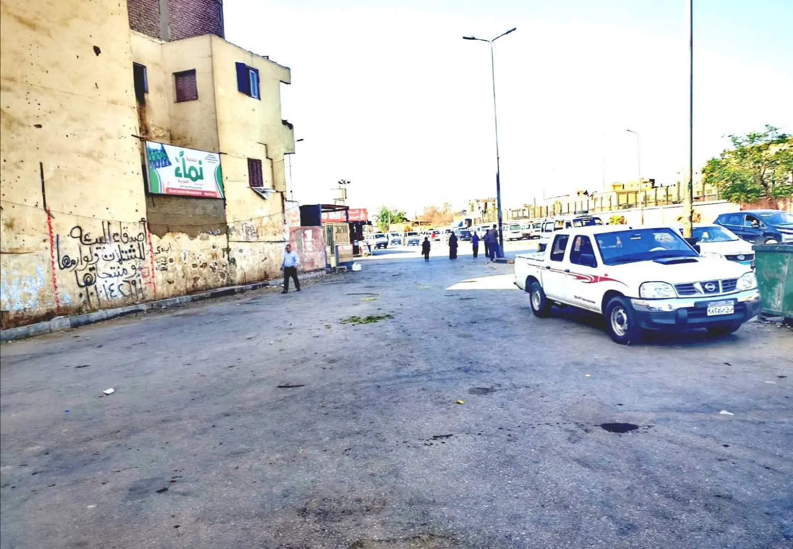 مدينة الأقصر تنفذ حملة لحصر المنشآت غير المرخصة ورفع الإشغالات بعدد من الشوارع - 1000630803