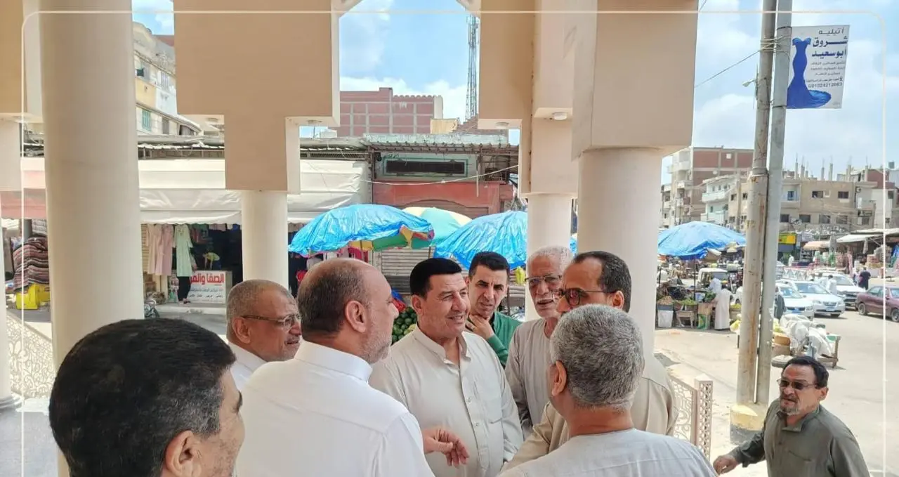 النائب ممدوح جاب الله يواصل لقاءاته الجماهيرية ويستمع لمطالب أهالي حوش عيسى - 1000632167