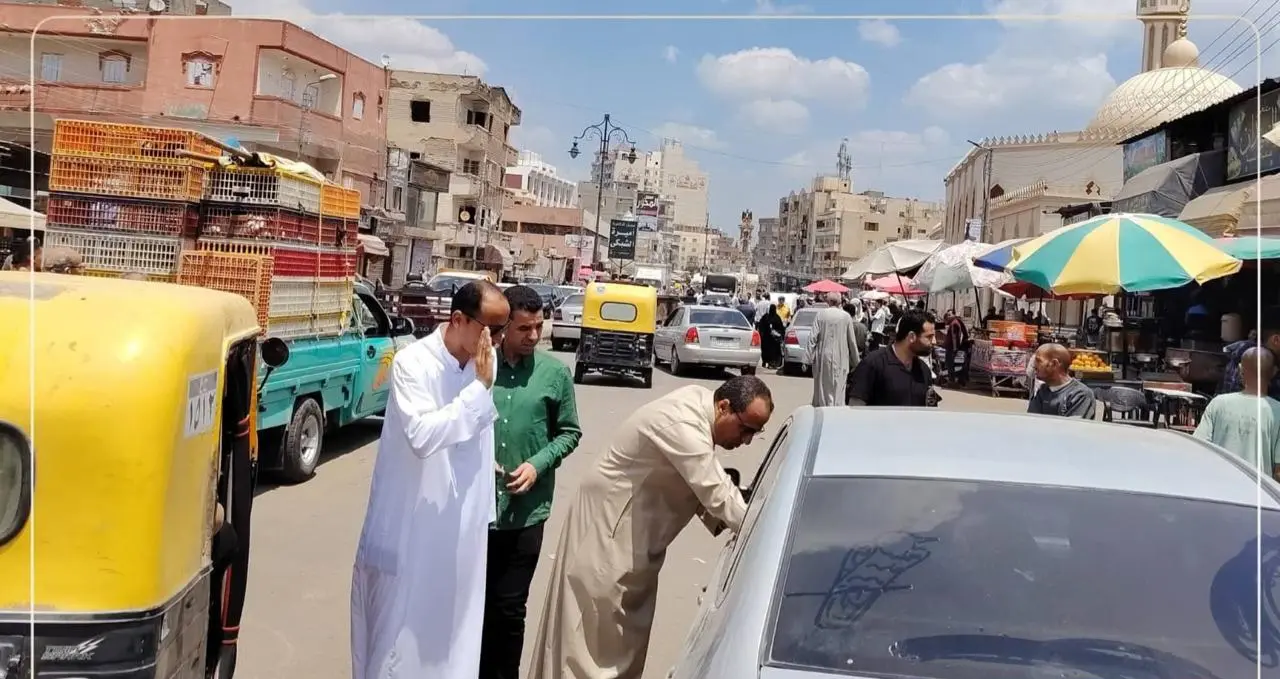 النائب ممدوح جاب الله يواصل لقاءاته الجماهيرية ويستمع لمطالب أهالي حوش عيسى - 1000632169