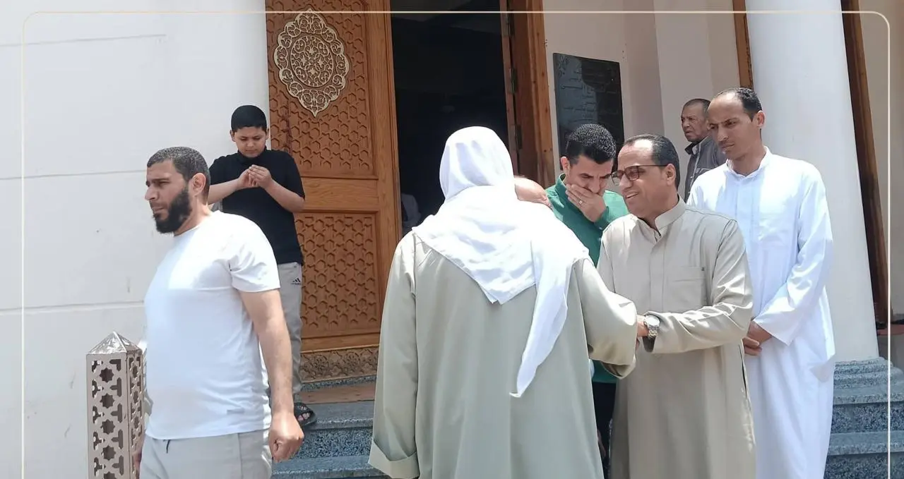 النائب ممدوح جاب الله يواصل لقاءاته الجماهيرية ويستمع لمطالب أهالي حوش عيسى - 1000632172