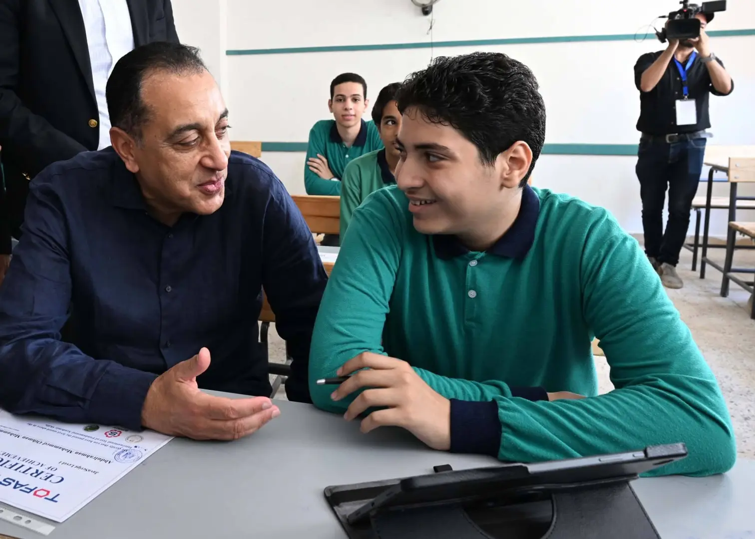 رئيس الوزراء يتفقد مجمع بولاق الدكرور التعليمى