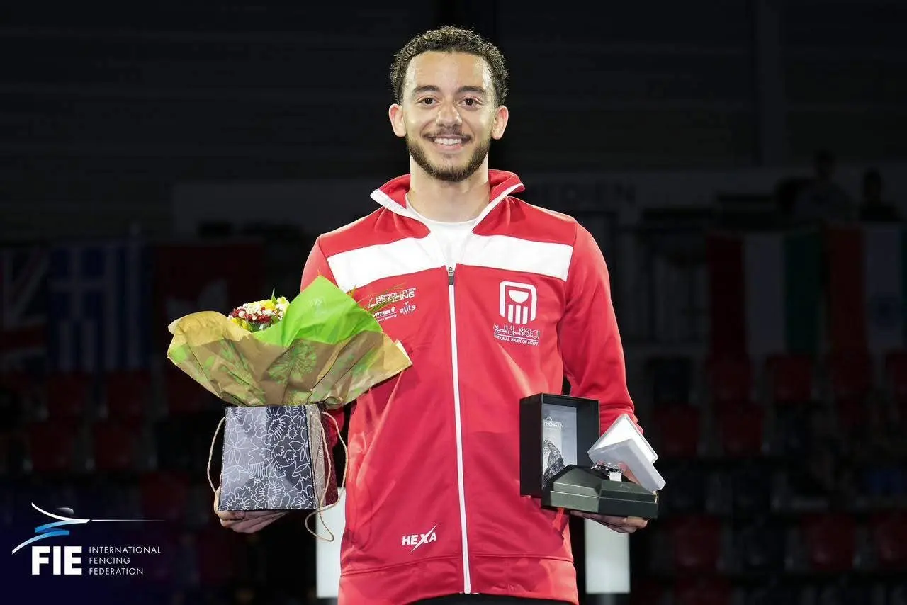 وزير الرياضة يهنئ محمد السيد بعد التتويج بذهبية كأس العالم لسيف المبارزة بسويسرا