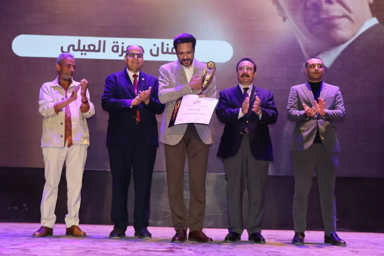 ختام مميز للدورة الخامسة عشرة من مهرجان الفنون المسرحية بجامعة الإسكندرية بحضور نجوم الفن - 1000634762