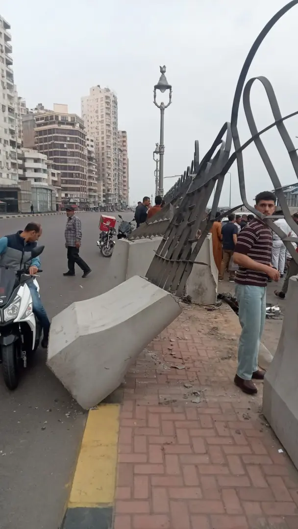 بدون إصابات.. انقلاب سيارة ملاكي بمنطقة ميامي شرق الإسكندرية